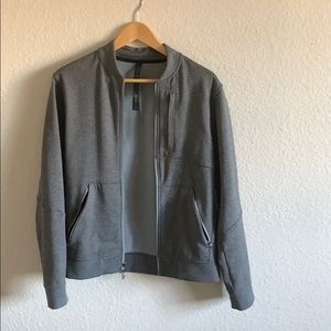 Lululemon Men’s Bomber S